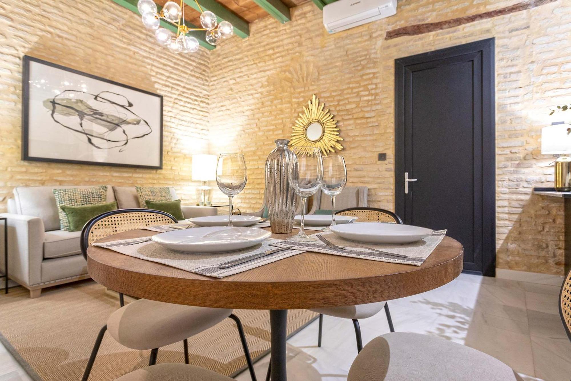Genteel Home Acetres Seville Exterior photo
